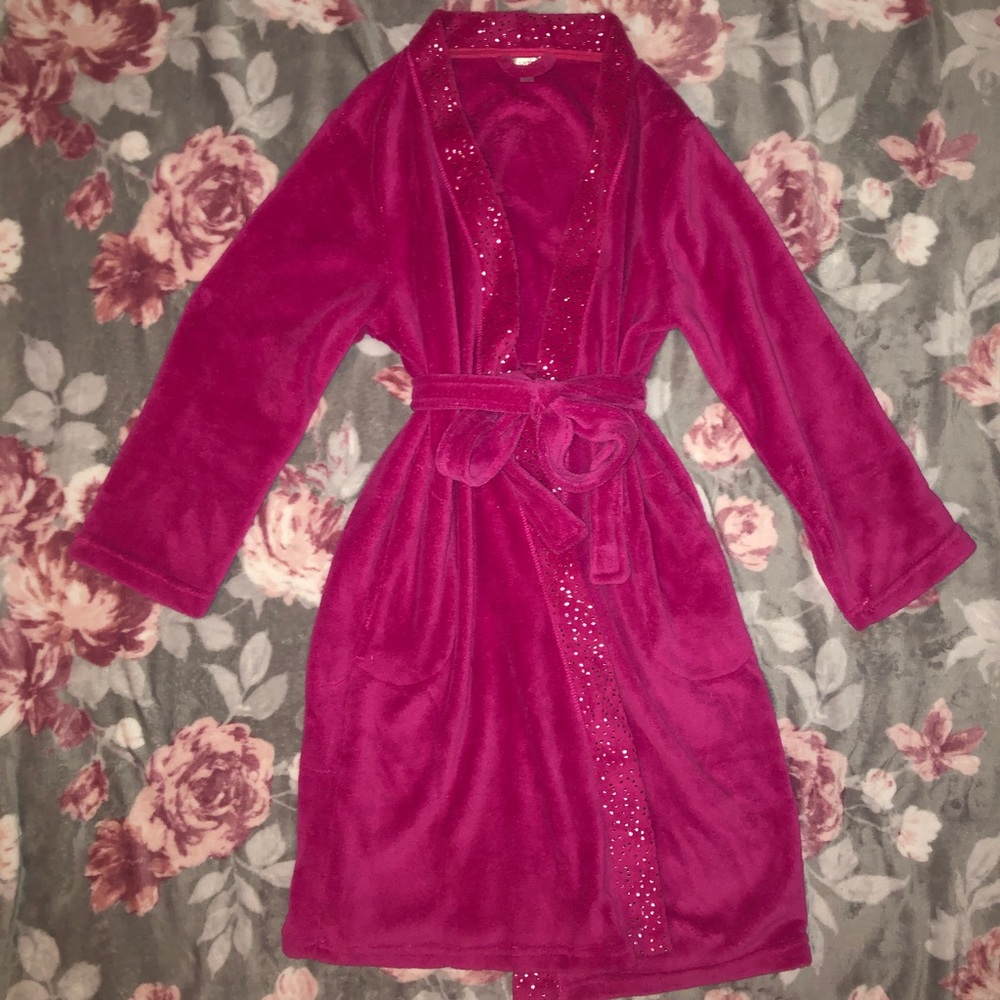 Hot Pink Fluffy Robe With Sparkle Detailing